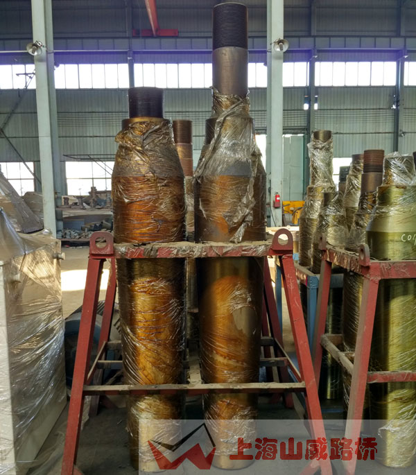 SC復(fù)合圓錐破碎機(jī)主軸實(shí)拍